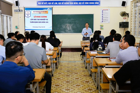 Khai giảng khóa khóa đào tạo nghiệp vụ thẩm định giá K161 tại TP Hà Nội