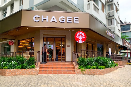 Cận cảnh cửa hàng đầu tiên của Chagee tại khu nhà giàu TP.HCM, giá thuê chỉ bằng ⅕ ở đường Đồng Khởi