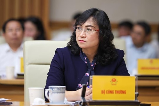 Họp với Thủ tướng, lãnh đạo Bộ Công thương nói gì về kế hoạch xuất khẩu và đàm phán thương mại với Hoa Kỳ trong thời gian tới?