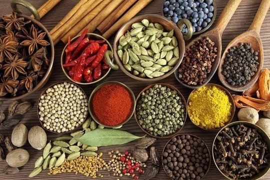 Chậm nộp thuế thu nhập doanh nghiệp Công ty cổ phần Dược liệu Việt Nam bị đưa vào nhóm nhà thầu không đảm bảo uy tín