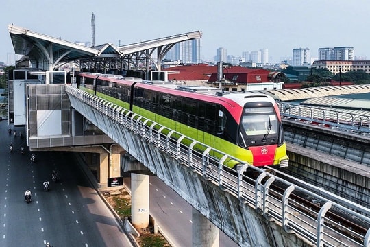 Hà Nội: Dự kiến khởi công 2 tuyến đướng sắt trên cao ngay trong tháng 10 và tháng 12/2025