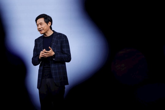 Tim Cook của Apple "cờ trắng xin hàng", Lôi Quân của Xiaomi làm dễ như bỡn: Người Trung Quốc giỏi vậy sao?