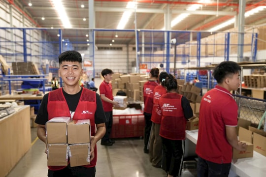 Yếu tố quyết định việc vận chuyển thiết bị công nghệ cao đến tay khách hàng nhanh chóng và suôn sẻ