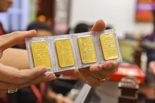 Vàng trong nước tiếp tục tăng mạnh, SJC vượt 122 triệu đồng/lượng