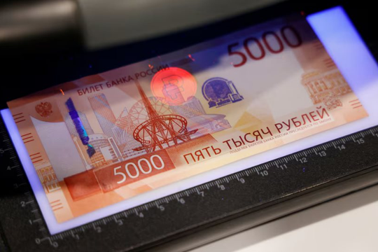 Đồng rúp Nga tăng 45% so với USD, hiệu suất tốt hàng đầu thế giới: Con dao hai lưỡi với nền kinh tế chịu trừng phạt?