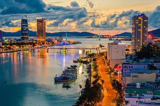 Sau sáp nhập, tăng trưởng GRDP của 6 thành phố trực thuộc Trung ương trong nửa đầu năm có gì đáng chú ý?