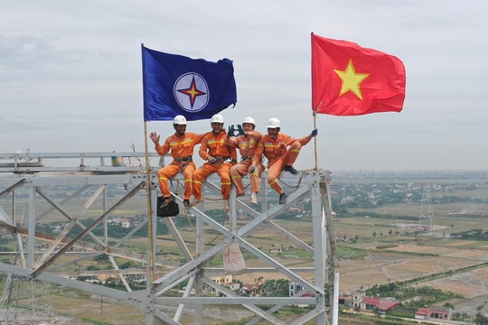 EVN cắt đứt mạch lỗ, báo lãi sau thuế hơn 8.200 tỷ đồng năm 2024, vẫn lỗ lũy kế 38.688 tỷ đồng