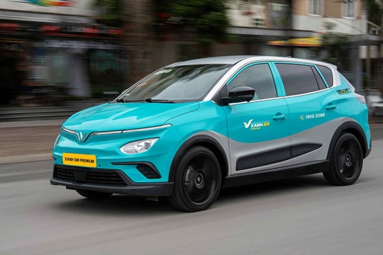 Xanh SM của tỷ phú Phạm Nhật Vượng dẫn đầu thị trường taxi Việt Nam với gần 45% thị phần, cao nhất từ khi ra mắt