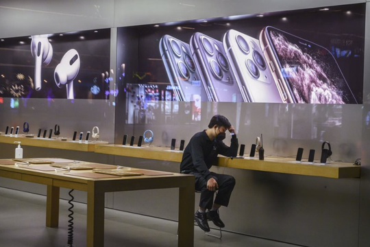 Chưa từng thấy: Apple đóng cửa hàng outlet đầu tiên tại Trung Quốc vì iPhone khó bán