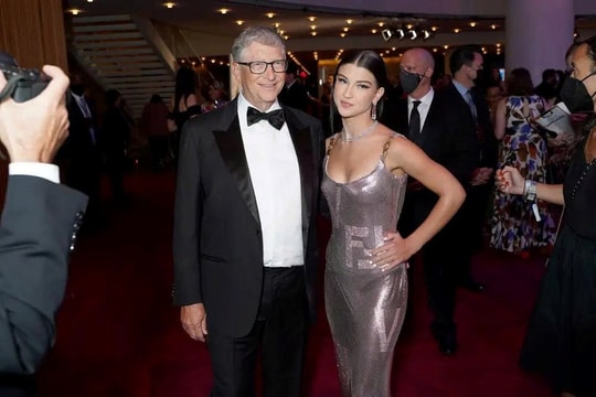 Từng bỏ học Harvard để thành lập Microsoft, vì sao Bill Gates không cho con gái nghỉ học để khởi nghiệp ứng dụng công nghệ của riêng mình? 