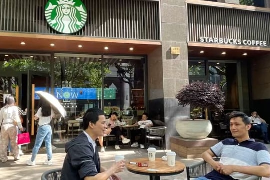 Starbucks tìm kiếm đối tác Trung Quốc, chấp nhận bán cổ phần: Cuộc đại tu lớn chưa từng có!