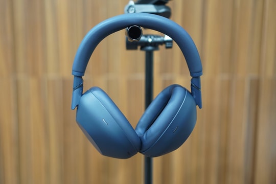 Đánh giá Sony WH-1000XM6 – Không phải một cuộc cách mạng, nhưng đáng tiền