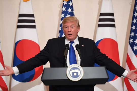 Ông Trump ﻿áp thuế 15% với hàng hoá Hàn Quốc, 25% với Ấn Độ kèm lời đe doạ "trừng phạt"