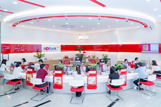 Đẩy mạnh kinh doanh số, HDBank báo lãi 6 tháng 10.068 tỷ đồng, ROE lên tới 26,5%