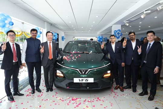Vinfast khai trương showroom lớn nhất tại Ấn Độ