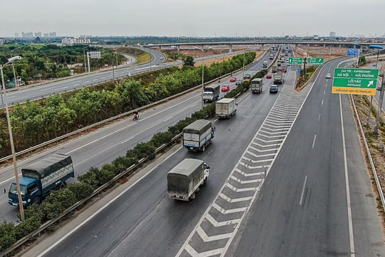 Dự kiến cấm xe tải chạy vào làn 120km/h, 100km/h trên 2 tuyến cao tốc quan trọng