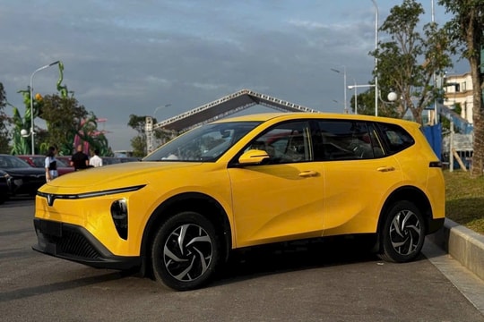Tân binh xe điện 7 chỗ "hot" nhất năm của VinFast sẵn sàng lăn bánh, sẽ thành MPV  "quốc dân" mới?