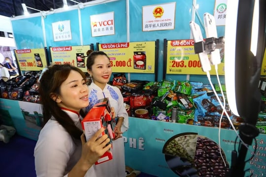 Từ ngày 15/9, sẽ không thể làm việc này ở biên giới Việt Nam – Trung Quốc