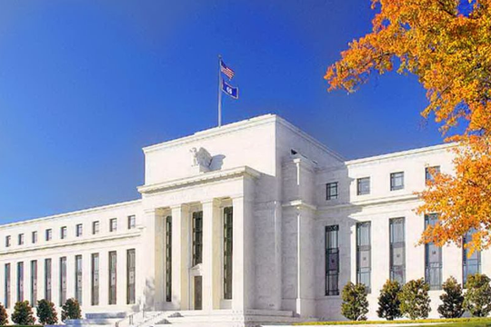 Hàng loạt quan chức thay đổi thái độ, khả năng Fed cắt giảm lãi suất vào tháng 9 tăng cao: Do đâu?