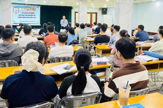 Hội Thẩm định giá Việt Nam khai giảng khóa đào tạo nghiệp vụ K159