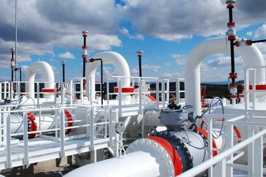 Quốc gia ứng viên EU suốt 26 năm vừa nói không với kế hoạch loại bỏ khí đốt Nga, nung nấu ý định thành cửa ngõ cho năng lượng Moscow vào châu Âu