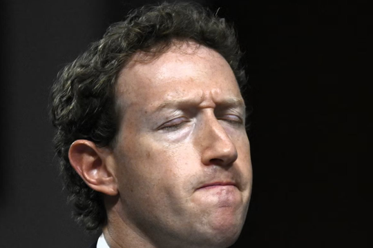 Mark Zuckerberg bỏ hàng chục tỷ USD tuyển nhân tài AI nhưng lại bị chê chỉ mang về được 'lính đánh thuê', khiến Meta hỗn loạn chưa từng có