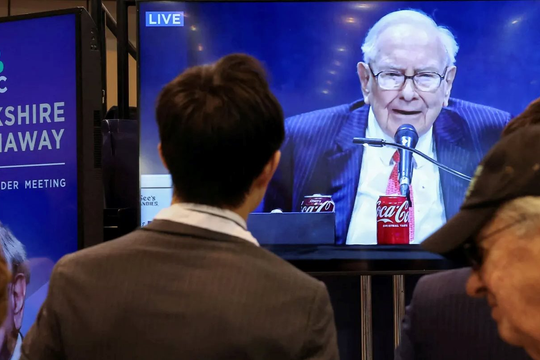 Warren Buffett bất ngờ chi 1,57 tỷ USD để mua 5 triệu cổ phiếu của 1 công ty thua lỗ 