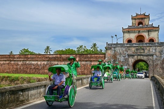 Grab tung thử nghiệm dịch vụ xích lô, chỉ duy nhất có ở Việt Nam
