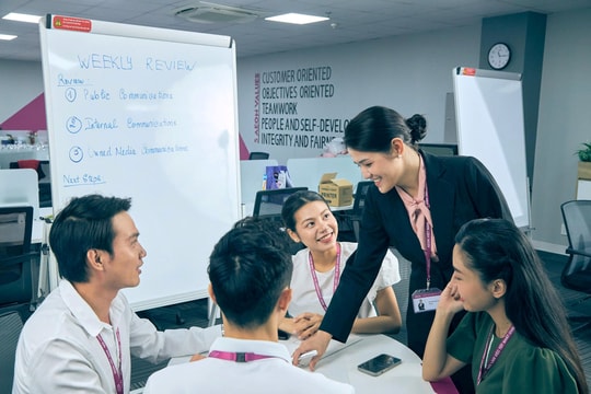 Một doanh nghiệp bán lẻ được vinh danh 2 giải thưởng tại HR Asia Award