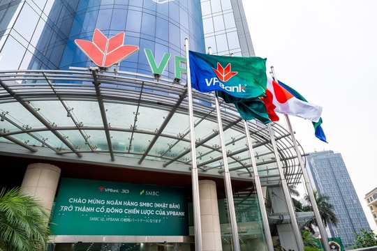 Thành viên HĐQT VPBank đăng ký mua 10 triệu cổ phiếu VPB