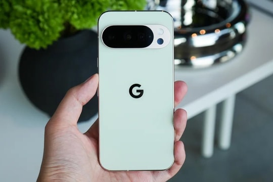 Một đối thủ cực mạnh của S25 Ultra vừa ra đời: Giá rẻ hơn, RAM 16GB, pin 5.200 mAh, camera rất xuất sắc