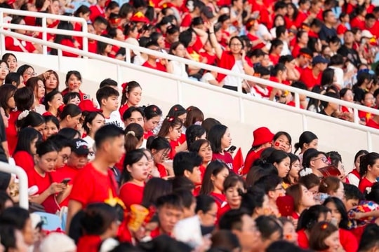 Vé mời concert ‘giá 0 đồng’ bị rao giá triệu đồng trên chợ đen: Doanh nghiệp sự kiện đối mặt bài toán kiểm soát phân phối