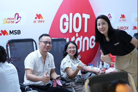 Giọt thương 2025: CBNV ROX Group chung tay hiến máu, lan tỏa giá trị sống đẹp 
