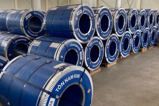 Thép Nam Kim bị phạt gần 700 triệu đồng do vi phạm pháp luật về thuế