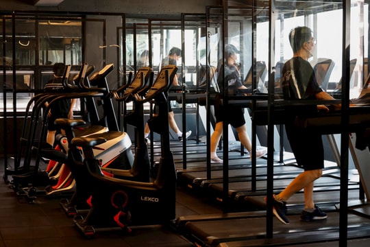 Làn sóng đóng cửa kỷ lục khiến ngành gym Hàn Quốc chao đảo: Kinh doanh không bền vững, mất niềm tin khách hàng, các cơ sở đua nhau ‘dìm giá xuống đáy’
