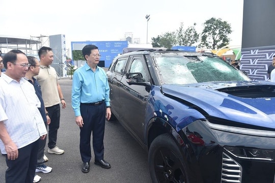 Chỉ 2 ngày nữa, Việt Nam chứng kiến một sự kiện chưa có tiền lệ, hơn 100 DN tham gia, có cả xe chống đạn