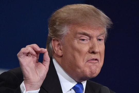 Ông Trump tuyên bố sai thải một thống đốc FED, quyết định có hiệu lực ngay lập tức