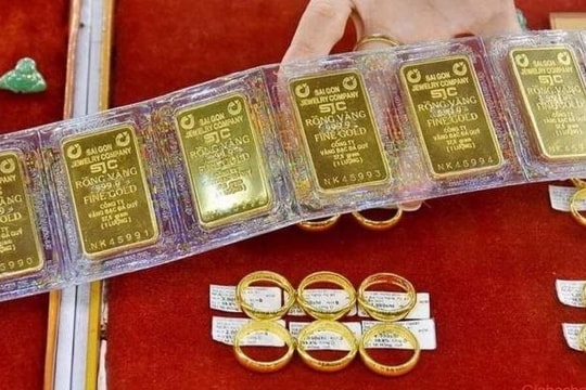 Giá vàng miếng sáng 26/8 tiếp tục lập kỷ lục mới