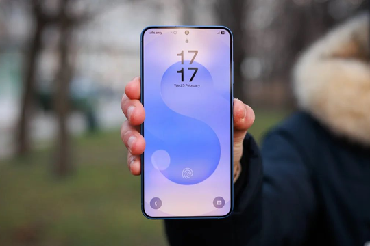 Cây bút công nghệ: “Nếu Samsung mà vẫn làm điện thoại theo cái kiểu này thì thà tôi mua iPhone còn hơn"