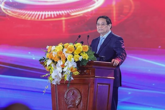 Thủ tướng biểu dương Vingroup: "Vượt nắng, thắng mưa, không thua gió bão" để hoàn thành top 10 trung tâm triển lãm lớn nhất thế giới