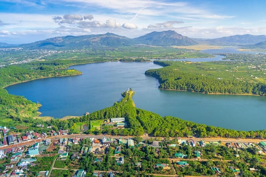 Không phải các thành phố lớn, một tỉnh Tây Nguyên sẽ đón dòng vốn gần 5 tỷ USD ngay trong hôm nay