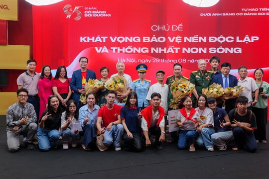 Tọa đàm "Khát vọng bảo vệ nền độc lập và thống nhất non sông": Những ký ức "hoa lửa" thắp sáng tình yêu Tổ quốc