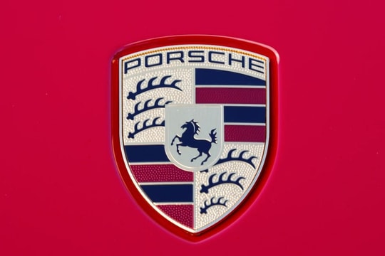 Porsche bị loại khỏi chỉ số blue-chip