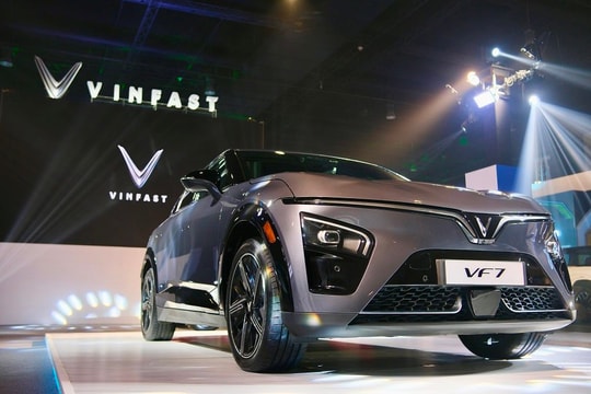 Sau hơn 1 năm tham gia, VinFast đã chiếm 25% thị phần xe điện chạy pin tại Philippines, ồ ạt mở showroom