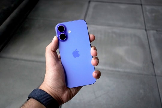 Bị chê dai dẳng suốt nhiều năm, cuối cùng iPhone 17 đã có tính năng mà đến "điện thoại giá 3 triệu" còn có