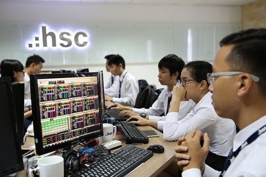 Cổ đông Nhà nước bán hết quyền mua cổ phiếu của Chứng khoán HSC