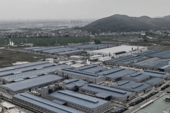 200.000 công nhân đang ngày đêm sản xuất iPhone 17 cho Apple
