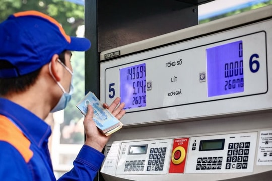 Tin không vui cho các ‘ông lớn’ xăng dầu
