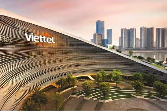 10 doanh nghiệp lãi nhất Việt Nam: Viettel soán ngôi PVN, ACB lần đầu lọt top, Hòa Phát tái xuất trong khi VIB và FPT 'biến mất'