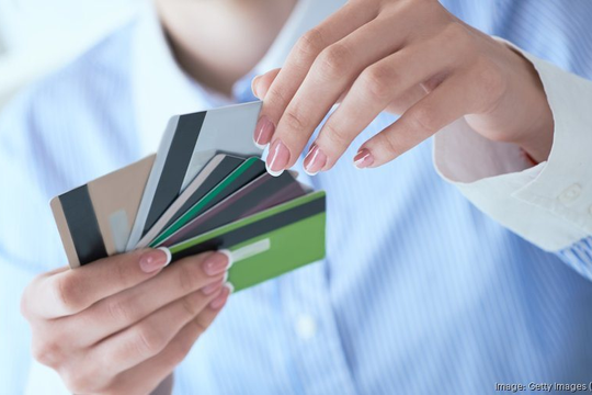Tại sao lừa đảo biết rõ số CCCD, tài khoản ngân hàng và mật khẩu của nạn nhân?